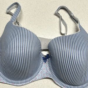 Victoria’s Secret 38DD cotton convertible bra